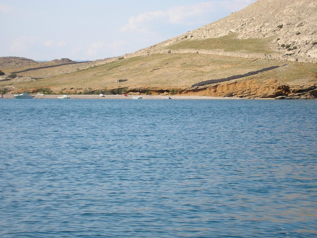 Baška krk pogled na goli otok